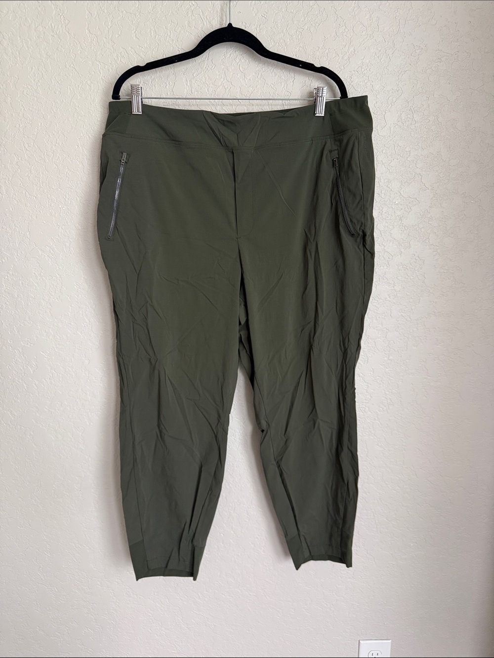 Athleta Olive Green Performance Joggers with Zip Pockets